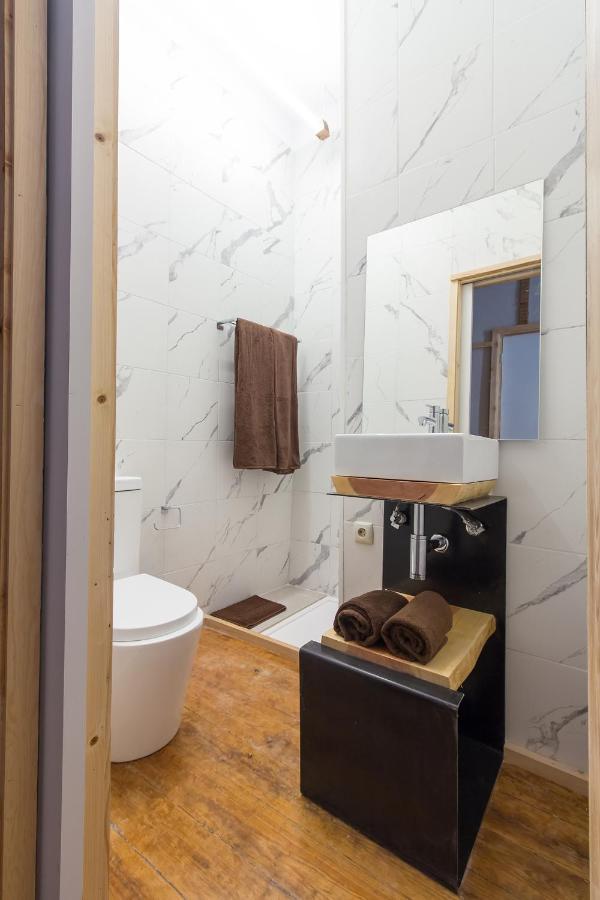 أوفار Feel At Home Guest House المظهر الخارجي الصورة