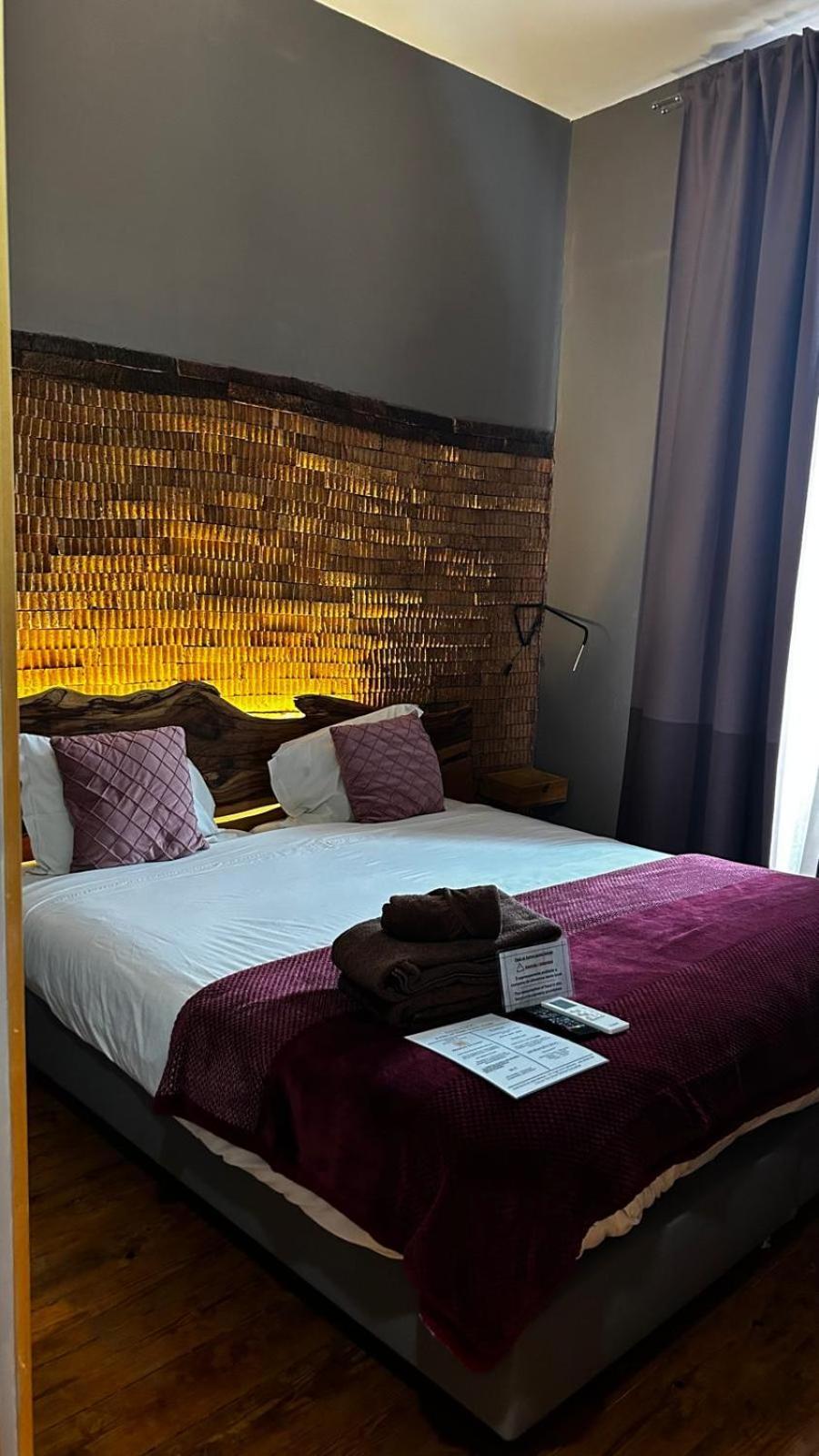 أوفار Feel At Home Guest House المظهر الخارجي الصورة