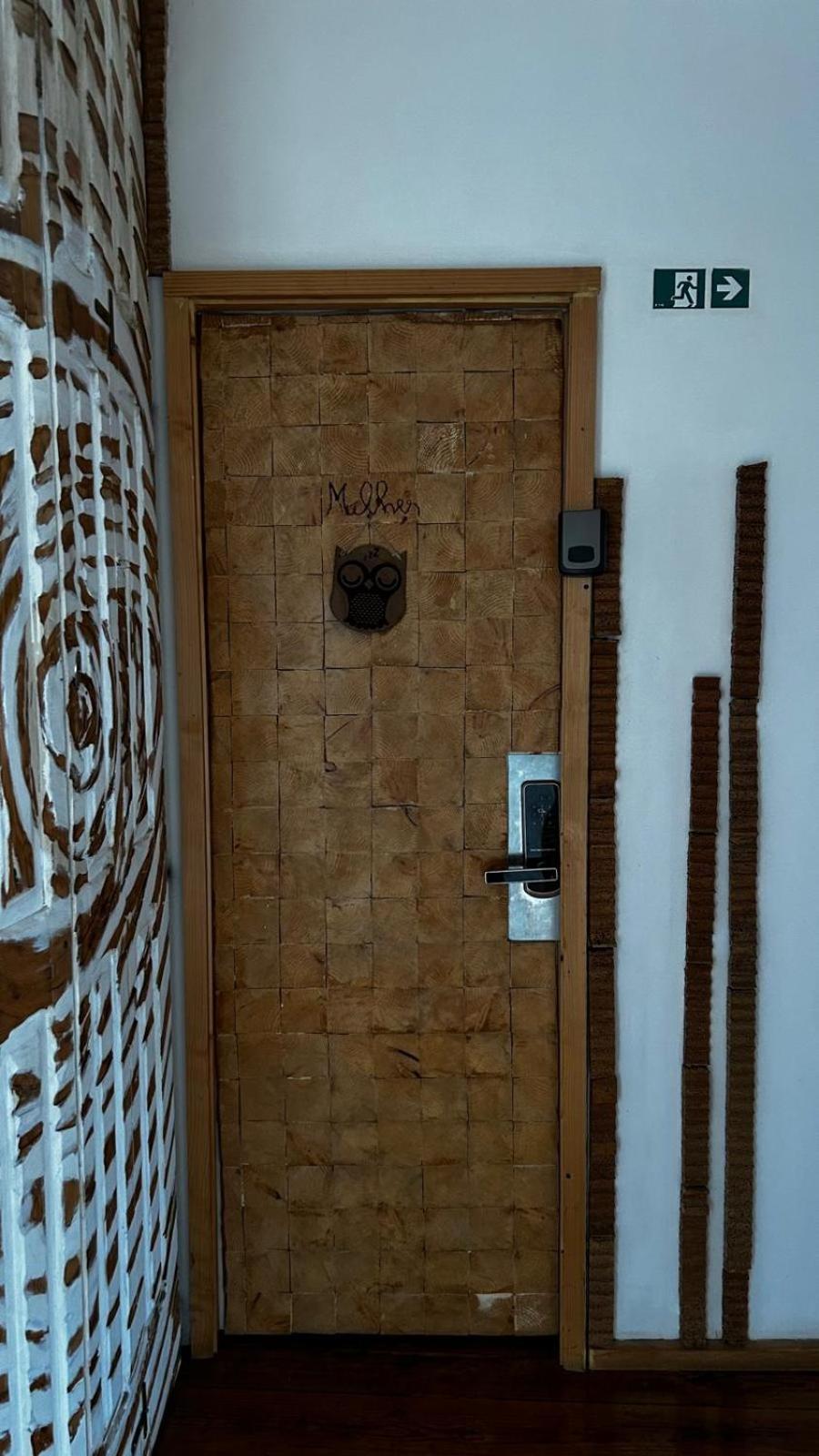 أوفار Feel At Home Guest House المظهر الخارجي الصورة